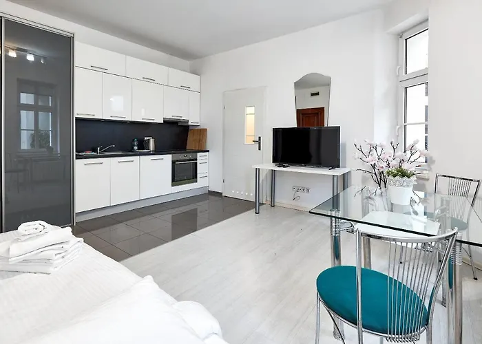 Warta River White By Bookinghost דירה *